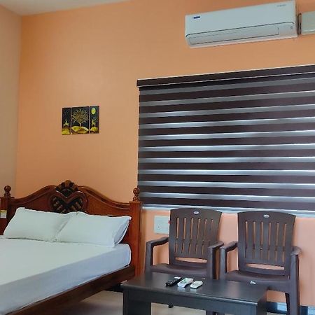 Hotel Jeeva Residency Thalaivasal Esterno foto