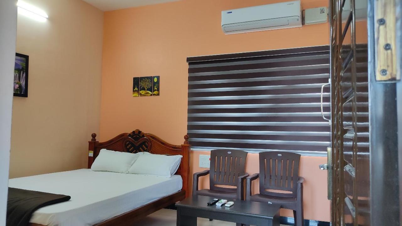 Hotel Jeeva Residency Thalaivasal Esterno foto