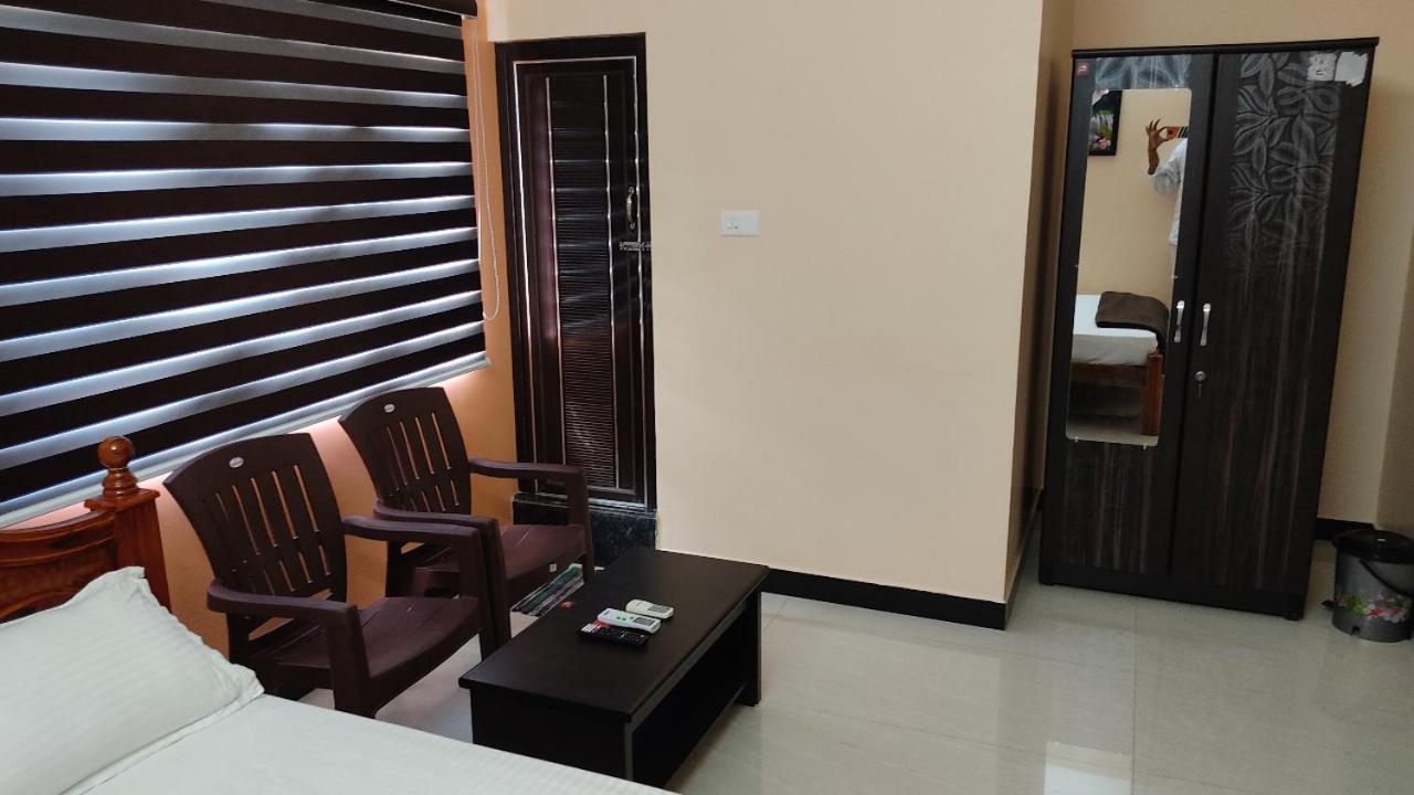 Hotel Jeeva Residency Thalaivasal Esterno foto