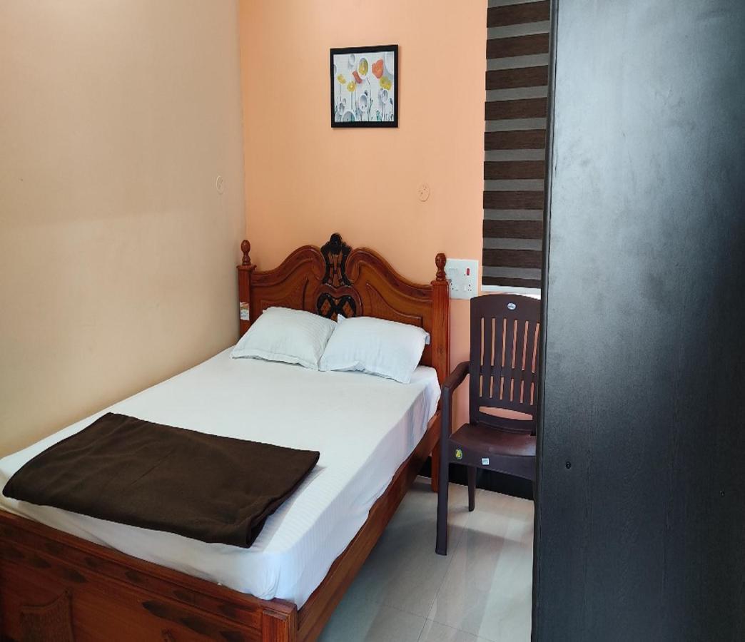 Hotel Jeeva Residency Thalaivasal Esterno foto